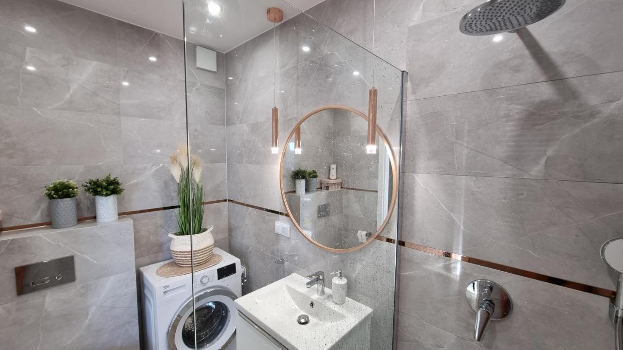 Apartament Perla Zachodu View & Spa Sagaris Dziwnow Apartman Kültér fotó